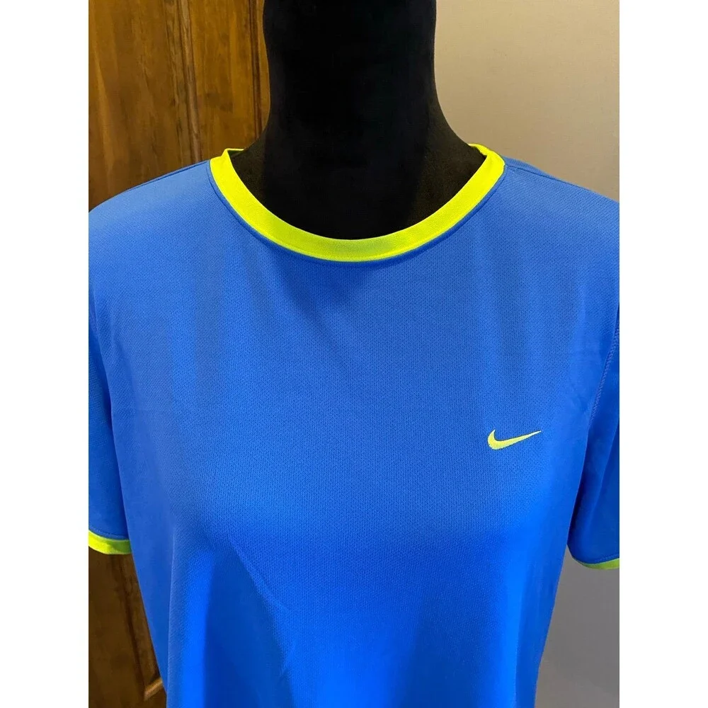 Nike Fit‎ Dry Boys Size  XL 16-18 Athletic Shirt